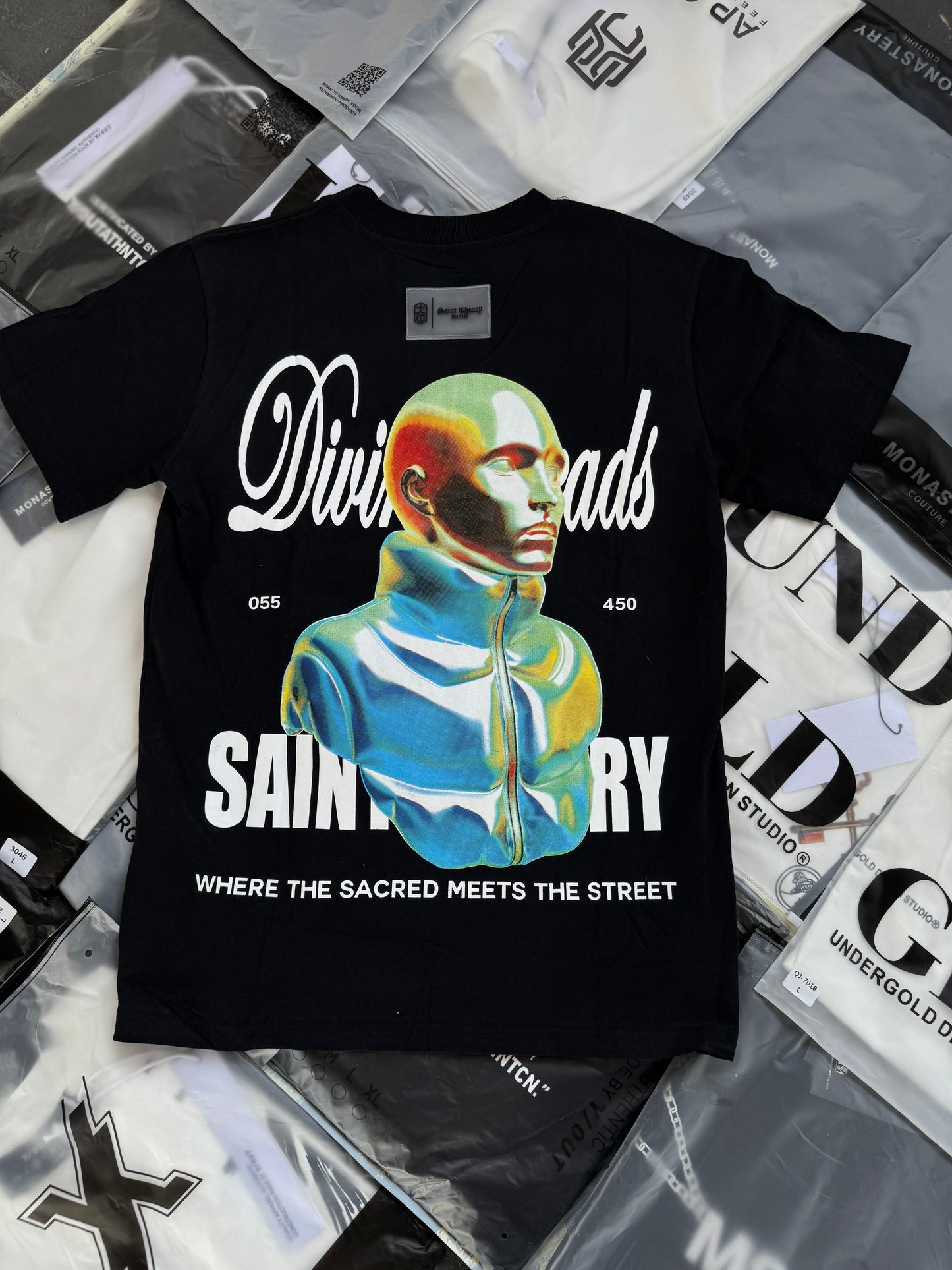 CAMISETA | SAINT THEORY